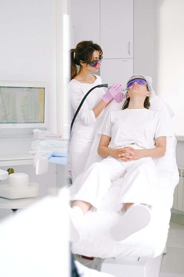 How Does Laser Hair Removal Work?